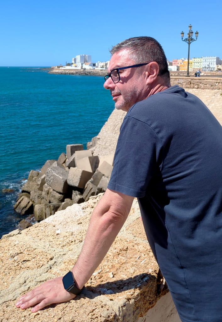 Academia Andrés Acosta - Matemáticas, Física y Química